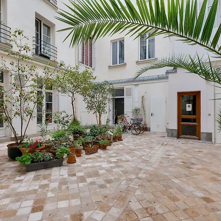 Paradise In The Center Of Paris - Le Marais Exterior photo